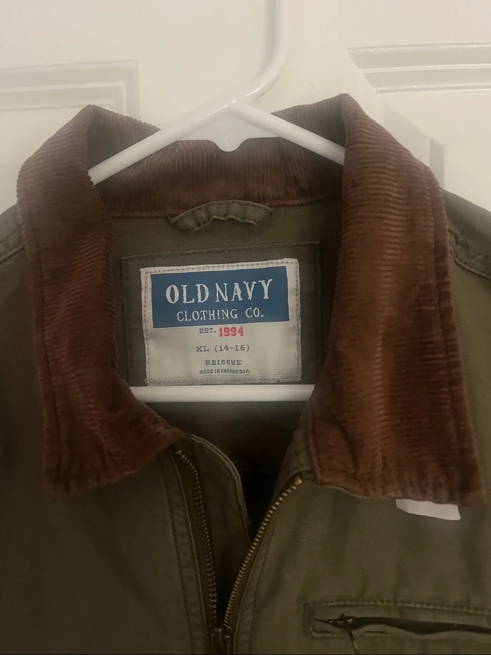 Old Navy classic zip